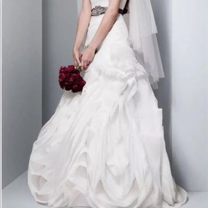 Vera Wang Wedding Dress
